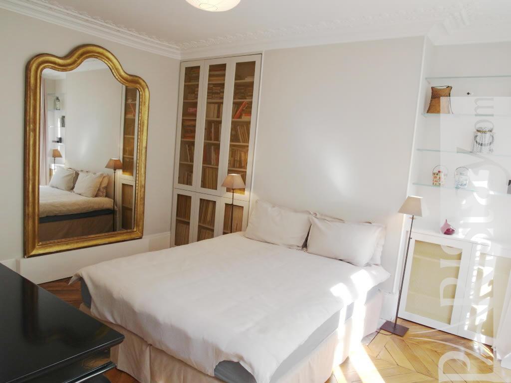 Long term rental apartment in paris Pigalle 75009 Paris