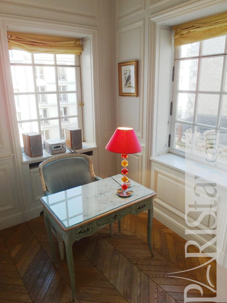 Paris luxury apartment for rent Le Marais 75003 Paris