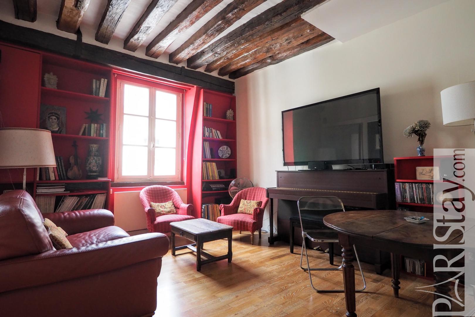 Paris long term rental, 2 bedroom apartment for rent, le marais
