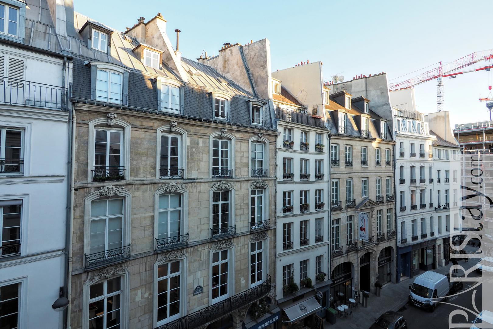 France Paris flat rental 1 bedroom apartment for rent Louvre